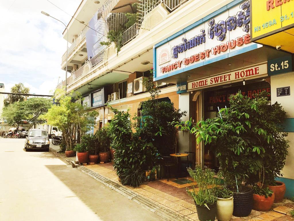 Fancy Guesthouse Πνομ Πενχ Εξωτερικό φωτογραφία