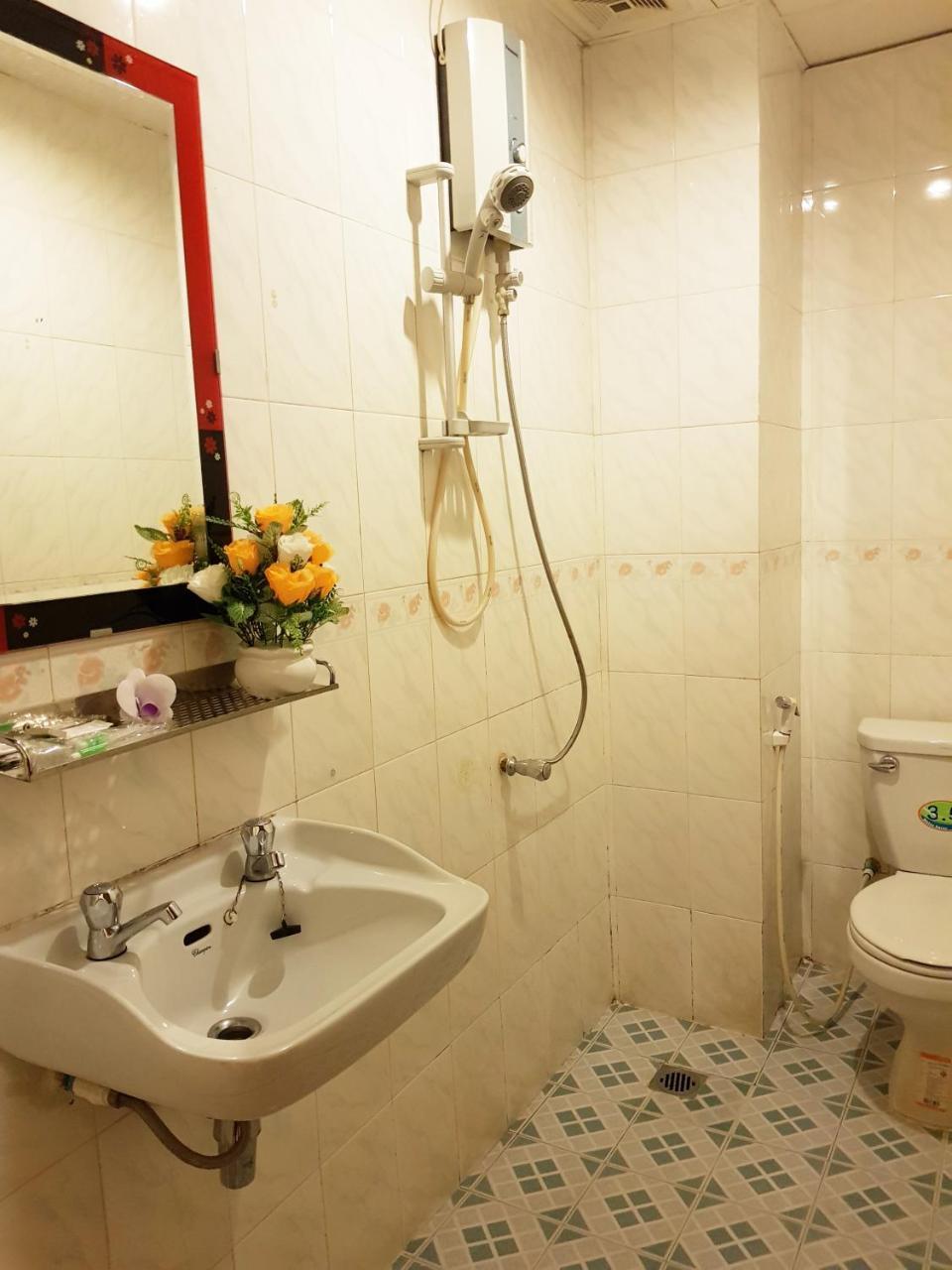 Fancy Guesthouse Πνομ Πενχ Εξωτερικό φωτογραφία